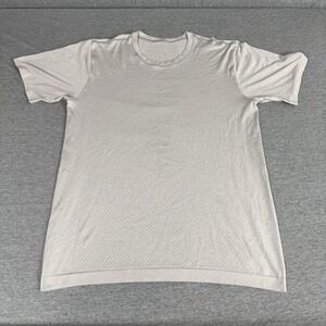 Lululemon Shirt Mens Medium Gray Gym Training Performance Liscene To Train